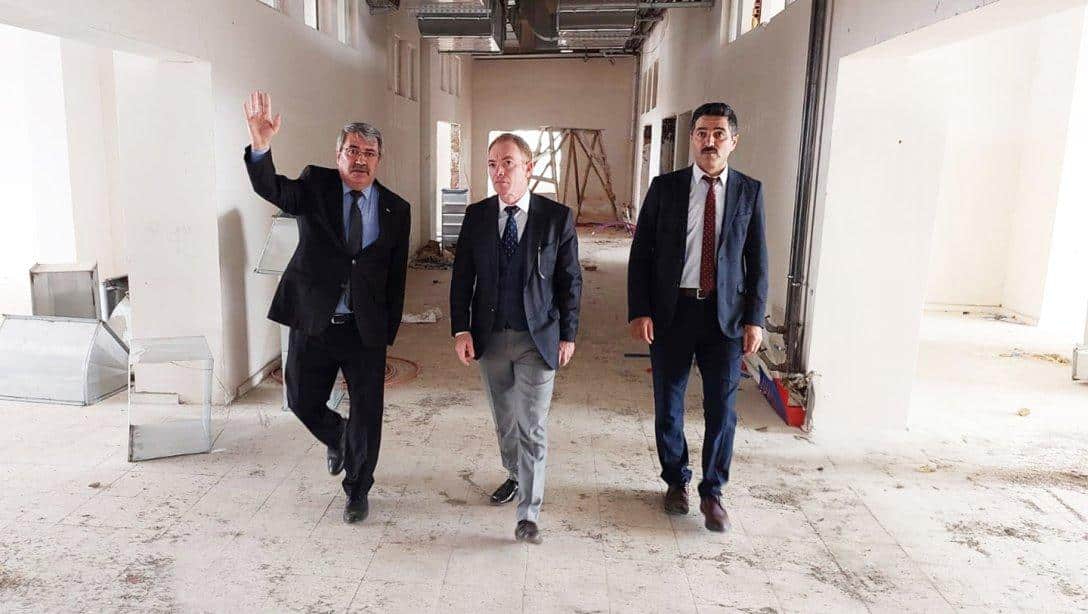 İl Millî Eğitim Müdürümüz Yapımı Devam Eden Kırşehir Mesleki ve Teknik Anadolu Lisesi Binasında İncelemelerde Bulundu