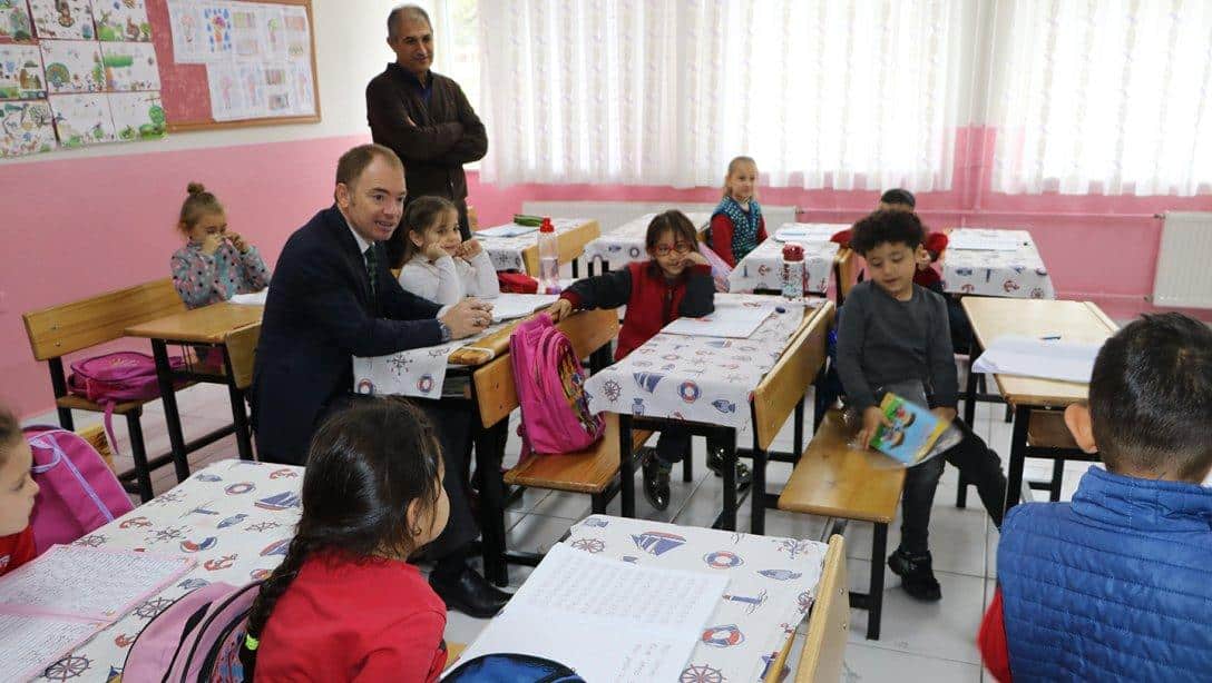 İl Millî Eğitim Müdürümüz Şehit Dr. Ulucan Dayan ilk ve Ortaokulunu Ziyaret Etti