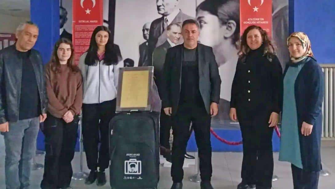 Atatürk'e Vefa Valizi Türkiye'yi Dolaşıyor
