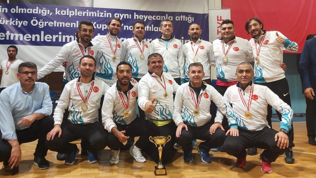 Kırşehir Milli Eğitim Müdürlüğü Öğretmenleri Türkiye Şampiyonu Oldu.