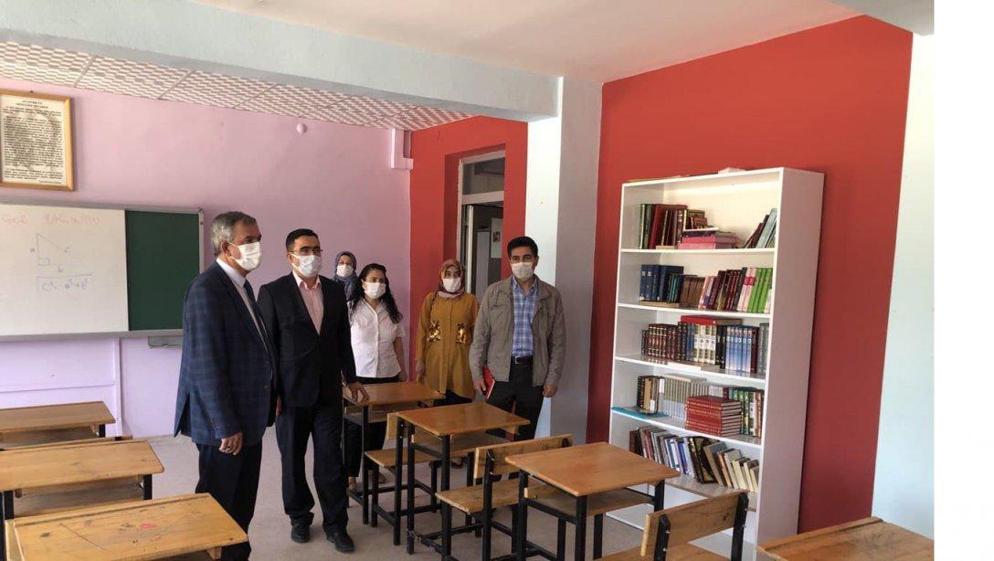 İl Milli Eğitim Müdürümüz Sayın Metin ALPASLAN okul ziyaretlerine devam ediyor