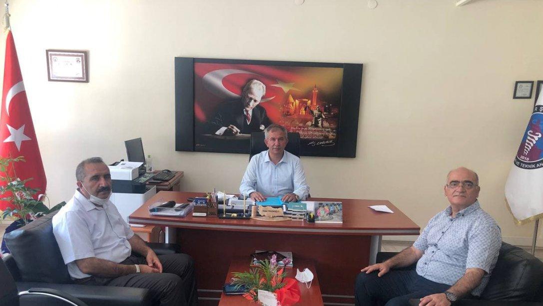 İl Milli Eğitim Müdürümüz Sayın Metin ALPASLAN, Borsa İstanbul 75.Yıl Mesleki ve Teknik Anadolu Lisesini ziyaret etti. 