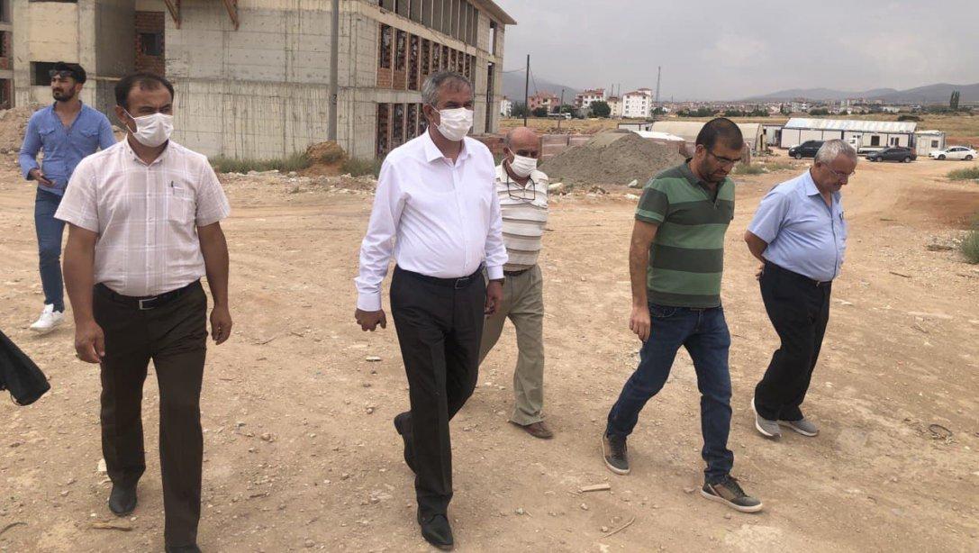 İl Milli Eğitim Müdürümüz Sayın Metin ALPASLAN İnşaatı Devam Eden Mesleki ve Teknik Anadolu Lisesi'nde İncelemelerde Bulundu.