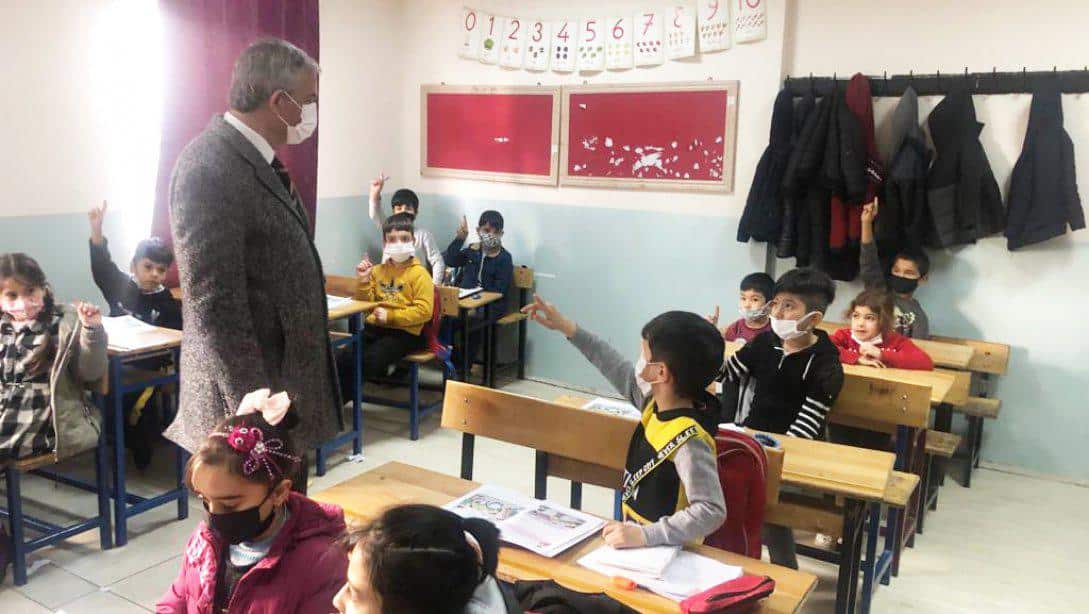 İl Millî Eğitim Müdürümüz Sayın Metin Alpaslan, Öğretmen Ömer Aydın İlkokulu ve Ortaokulu'nu Ziyaret Etti