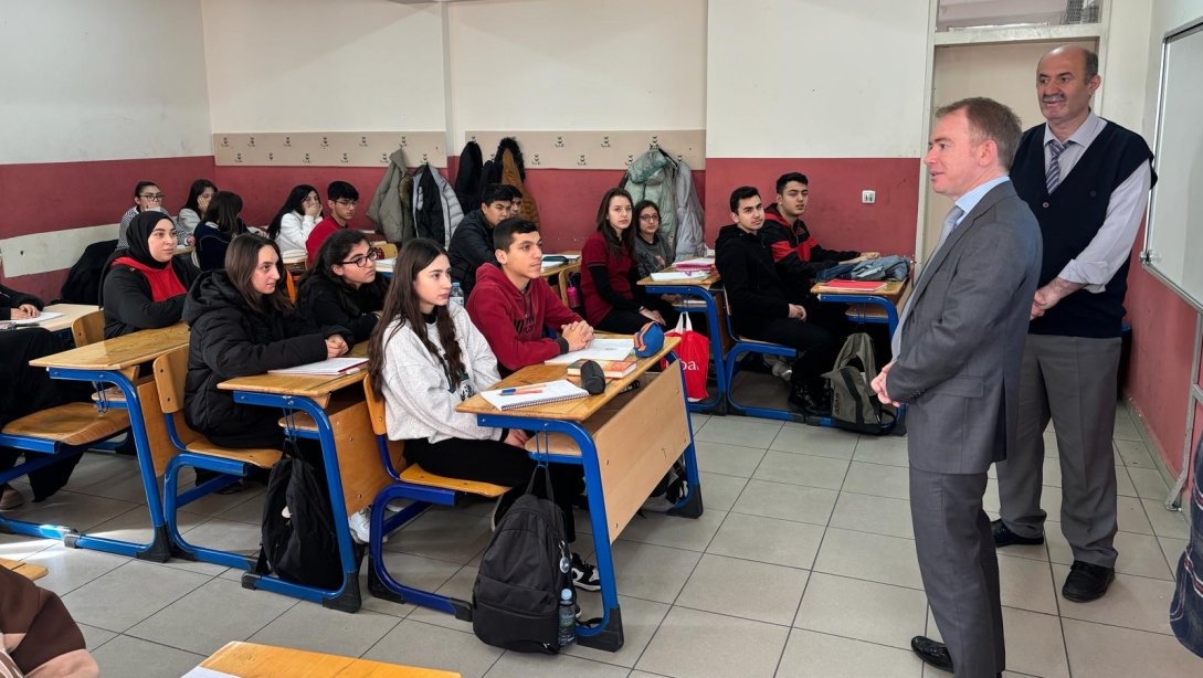 İl Millî Eğitim Müdürümüz Sayın Yasin Gülşen, Kırşehir Osman Yalçınkaya Anadolu Lisesini Ziyaret Etti