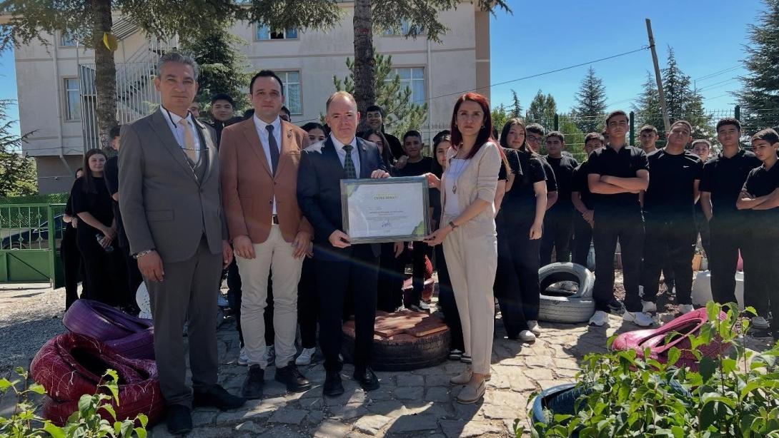Akpınar Çok Programlı Anadolu Lisesi Çevre Beratı Aldı
